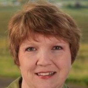 Meet your Posher, Jona